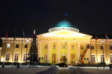 Таврический дворец украсили к Новому году