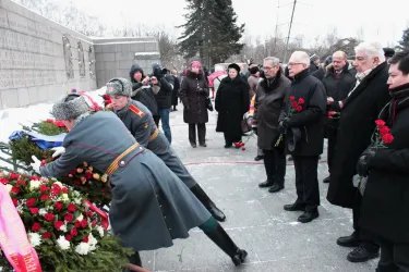 День снятия блокады Ленинграда. Пискаревское кладбище
