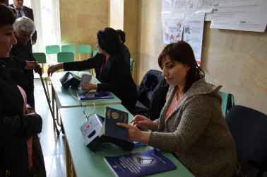 Наблюдатели от МПА СНГ на избирательных участках в течение дня