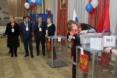 Открытие избирательных участков в Санкт-Петербурге