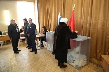 Представитель координатора группы наблюдателей от МПА СНГ в СПб на избирательных участках