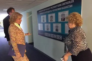Наблюдатели от МПА СНГ посетили Избирательную комиссию Нур-Султана