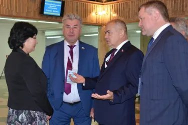 Ильяс Умаханов, Дмитрий Кобицкий и Виктор Бондарев посетили избирательные участки в Республике Казахстан