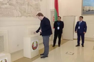 Зарубежный избирательный участок в Баку