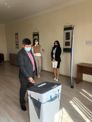 Голосование на зарубежных участках_Бишкек_4.10.2020