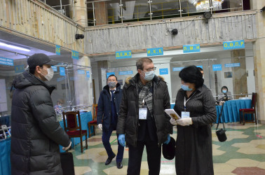 Открытие участков на парламентских выборах в Казахстане, 10.01.2021