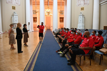Таврический дворец посетила делегация Французской Полинезии