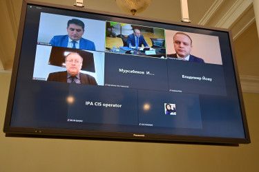 Наблюдатели от МПА СНГ продолжают встречи с партиями в рамках долгосрочного мониторинга выборов в российский парламент