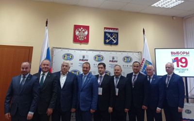 Наблюдатели от МПА СНГ провели встречу с руководством избирательной комиссии Ленинградской области