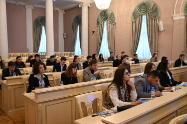 Открытие международной молодежной парламентской школы