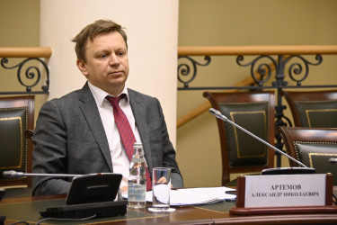 Дмитрий Кобицкий предложил обсудить на форуме труда в Санкт-Петербурге развитие организованного набора в миграционной сфере