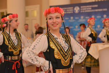 В Таврическом дворце состоялся праздник, посвященный зимним традициям Республики Молдова