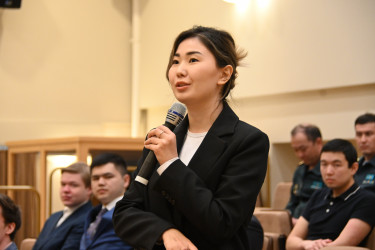 Встреча Султанбека Макежанова со студентами и слушателями военных академий. 26 мая 2022