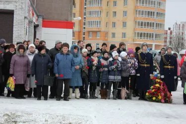 Делегация от МПА СНГ участвовала в открытии памятника Г. Кравченко 20.02.14