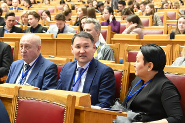 Развитие евразийской интеграции в новой экономической реальности обсуждают на форуме в Таврическом дворце