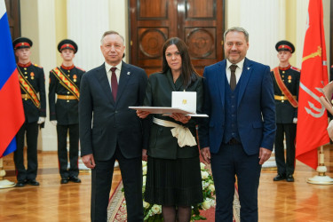 Дмитрий Кобицкий принял участие в церемонии награждения почетных граждан Санкт-Петербурга