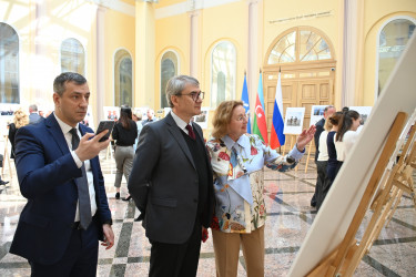 В Таврическом дворце открылась выставка, посвященная 100-летию Гейдара Алиева 