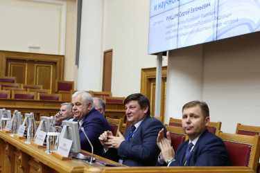 Современное положение русского языка в странах Содружества обсуждают на международной конференции в Санкт-Петербурге