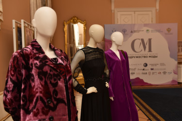 В Таврическом дворце открылся Международный форум «Содружество моды» 