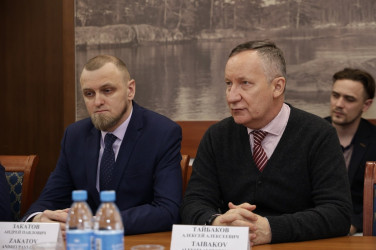 Встреча международных наблюдателей с членами избирательной комиссии Республики Карелия