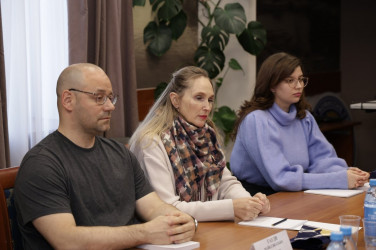 Встреча международных наблюдателей с членами избирательной комиссии Республики Карелия