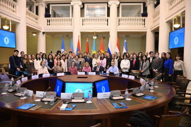 Культурные особенности и работу парламентов разных стран обсудили на молодежной конференции