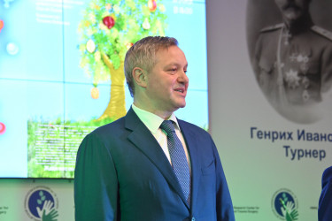 Дмитрий Кобицкий поздравил с Днем защиты детей пациентов одной из крупнейших детских клиник