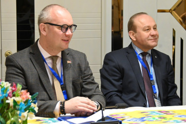 Ход электоральной кампании мониторинговая группа обсудила с партиями, участвующими в выборах в Таджикистане