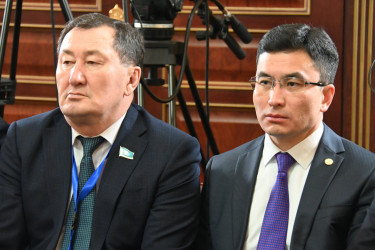 Наблюдатели на парламентских выборах в Таджикистане встретились с Бахтиером Худоерзода 