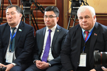 Наблюдатели на парламентских выборах в Таджикистане встретились с Бахтиером Худоерзода 