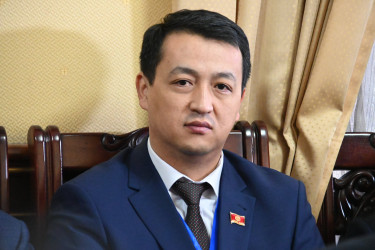 Наблюдатели на парламентских выборах в Таджикистане встретились с Бахтиером Худоерзода 