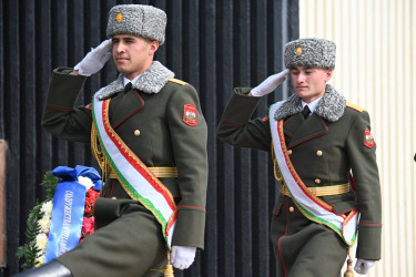 Парламентарии стран СНГ почтили память таджикистанцев, погибших в годы Великой Отечественной войны