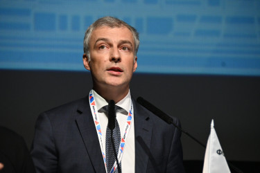 Целевой набор, борьба с теневым рынком, поддержка молодых специалистов: состоялось пленарное заседание форума труда