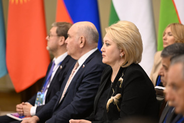 Мониторинг выборов, безопасность границ, международные проекты: в Санкт-Петербурге прошло заседание Совета МПА СНГ