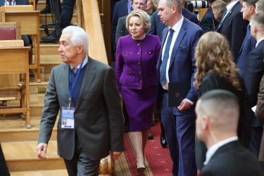 Встреча Владимира Путина с членами Совета законодателей. 28 апреля 2025