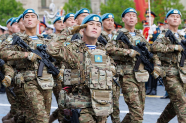 Главы стран Содружества приняли участие в параде на Красной площади, посвященном 80-летию Победы