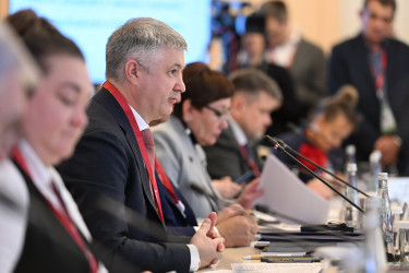 Экотуризм как важная часть экологической повестки: тематический круглый стол прошел в рамках НМЭК 