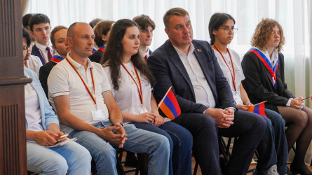 Национальные традиции и обычаи Республики Беларусь представили на форуме «Дети Содружества»