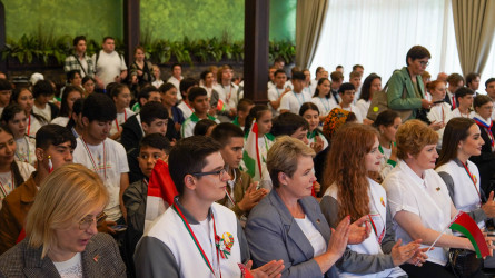 Национальные традиции и обычаи Республики Беларусь представили на форуме «Дети Содружества»