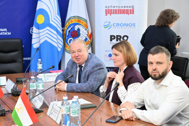 Алматинский Международный антикризисный Конгресс «Парадная Ассамблея»