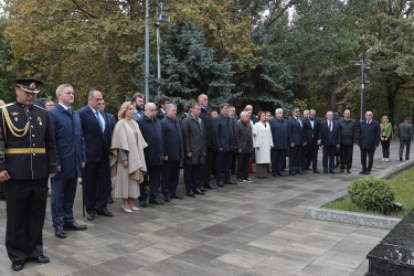 Традиция памяти: делегация МПА СНГ почтила героев войны в Дагестане