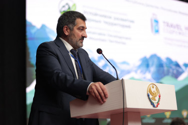 Около 1000 человек приняли участие в Горном форуме. 3 октября 2025