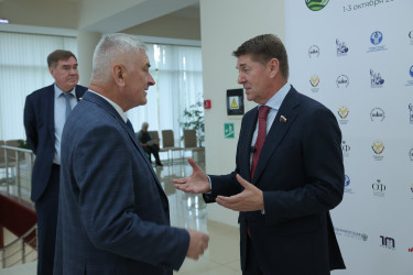 Около 1000 человек приняли участие в Горном форуме. 3 октября 2025