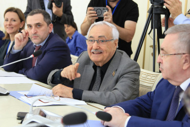 Около 1000 человек приняли участие в Горном форуме. 3 октября 2025