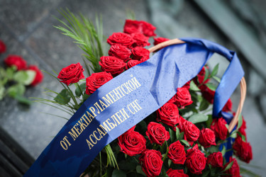 В Минске молодые парламентарии стран Содружества почтили память героев Великой Отечественной войны  