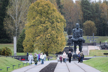 Члены ММПА посетили мемориал 
