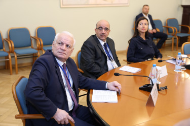 Выпускники российских вузов, редкая лексика, театры и кино: в Таврическом дворце проходит конференция по русскому языку