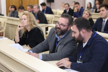 Более 700 человек приняли участие в конференции, посвященной русскому языку как основе диалога на пространстве СНГ 