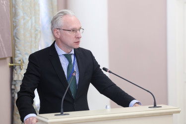 Поддержка и развитие русского языка в странах СНГ: от образования и права до культуры и искусственного интеллекта