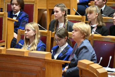 Международная школьная модель ООН в Смольном